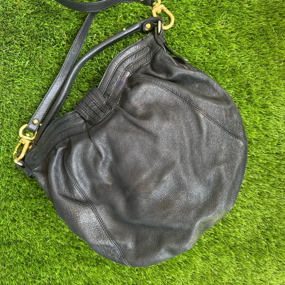 Elegant Black Leather Women's Bag